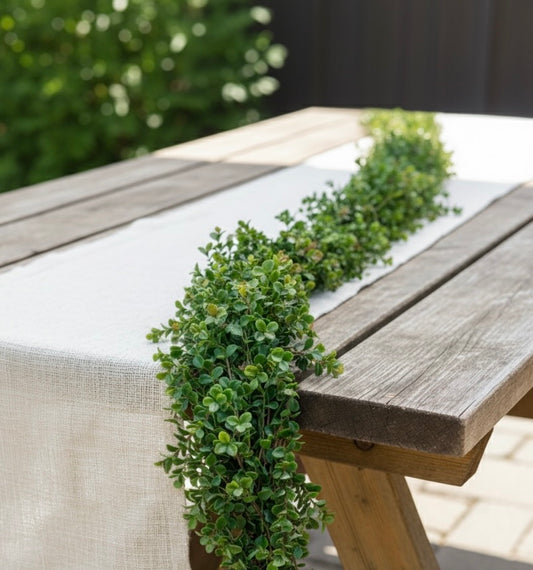 Fresh Boxwood Garland